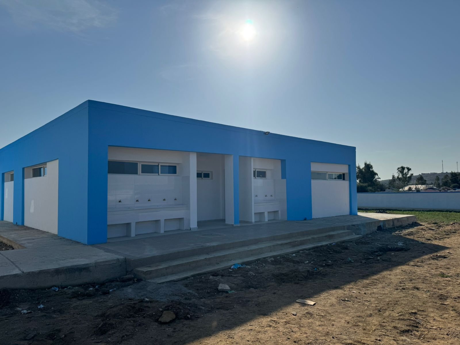 Lycée Belfkih — entrée de l’établissement